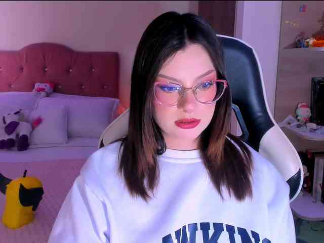 OphelianaRose webcam