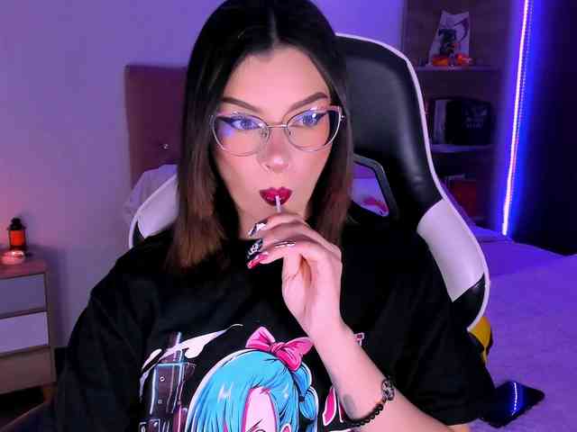 OphelianaRose webcam