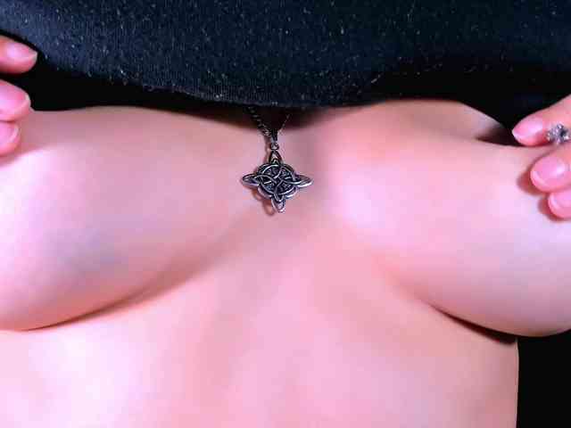 OphelianaRose webcam