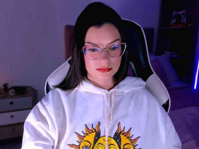OphelianaRose webcam