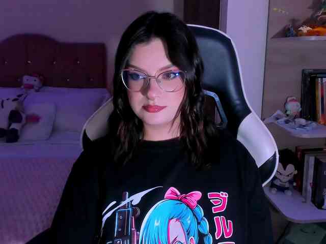 OphelianaRose webcam