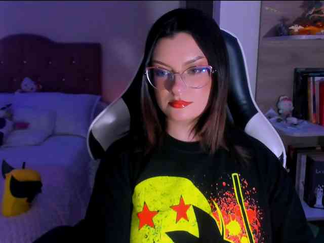 OphelianaRose webcam