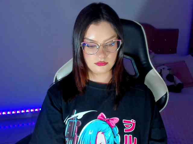 OphelianaRose webcam