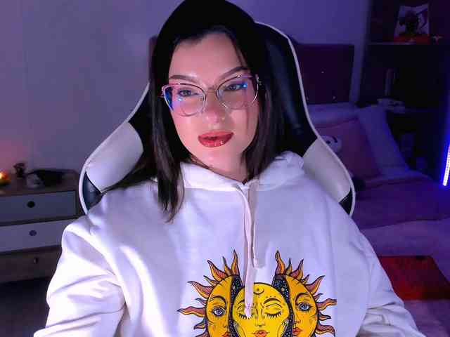 OphelianaRose webcam