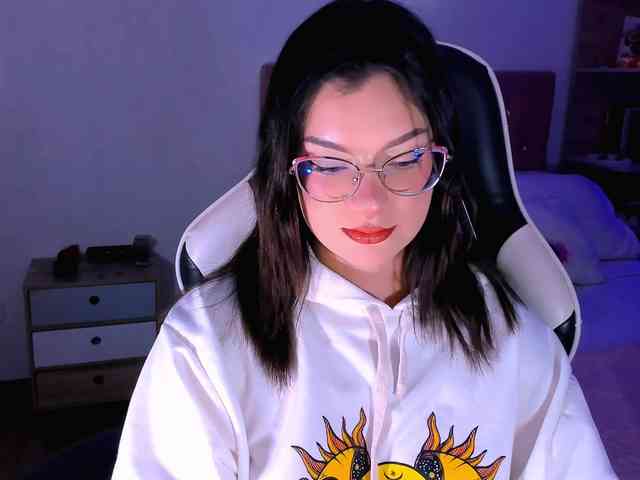 OphelianaRose webcam