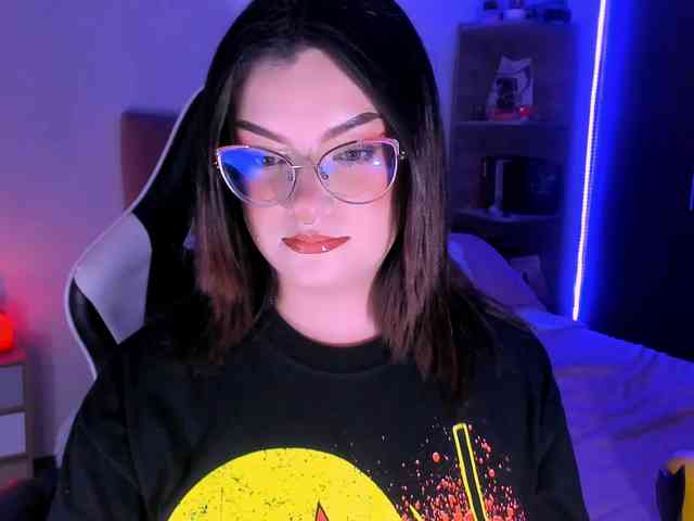 OphelianaRose webcam