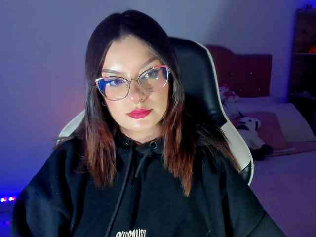 OphelianaRose Live Webcam on BongaCams