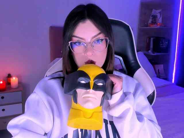 OphelianaRose webcam