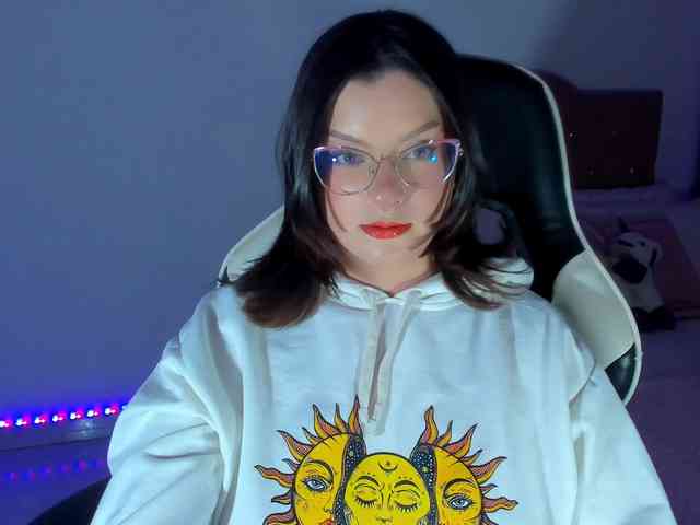 OphelianaRose webcam