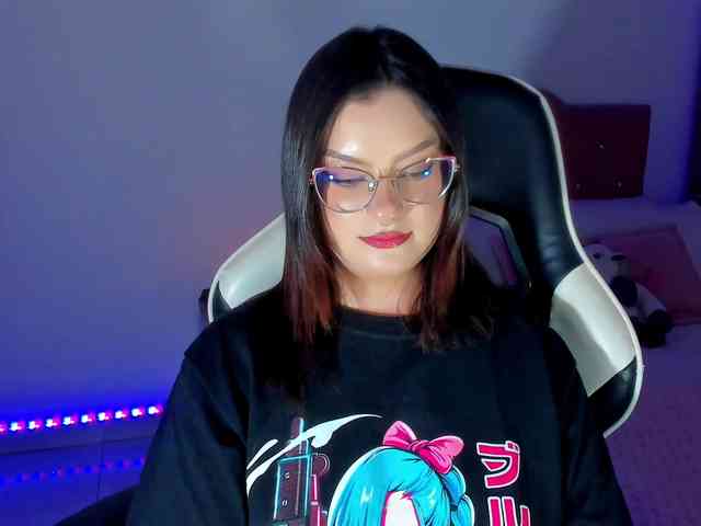 OphelianaRose webcam