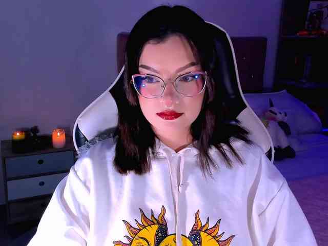 OphelianaRose webcam