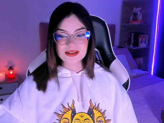 OphelianaRose webcam