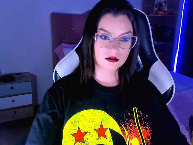 OphelianaRose webcam