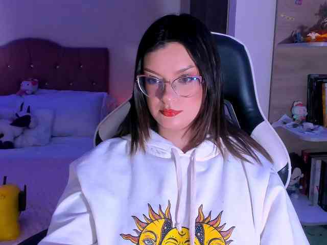 OphelianaRose webcam