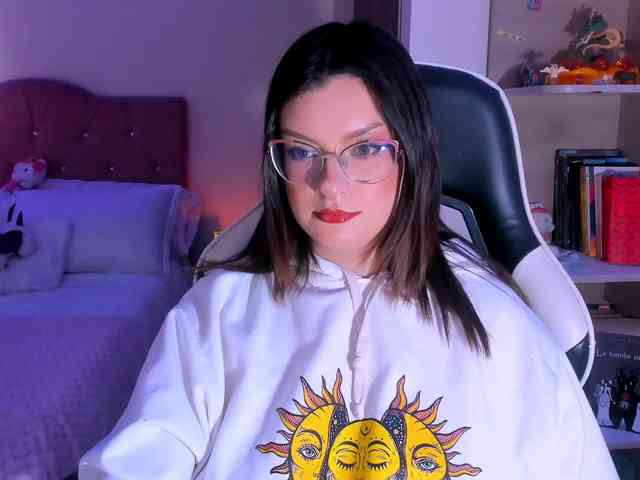 OphelianaRose webcam