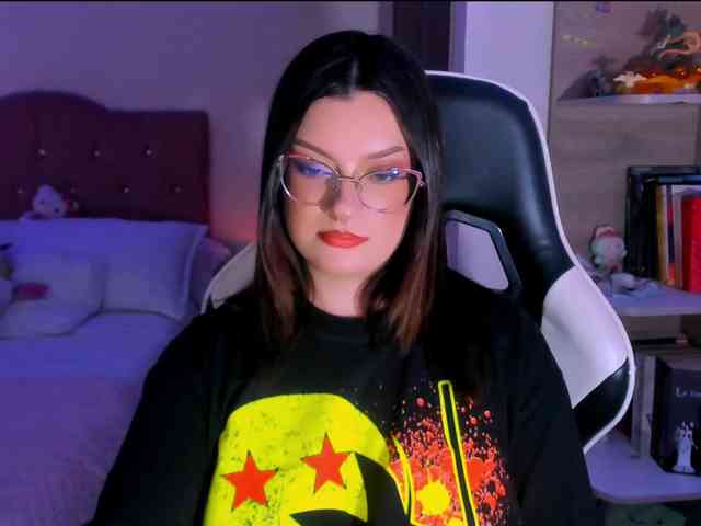 OphelianaRose webcam