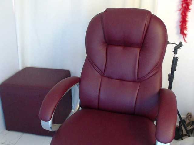 Mature2025's BongaCams show and profile