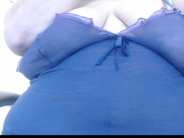 Mature2025's BongaCams show and profile