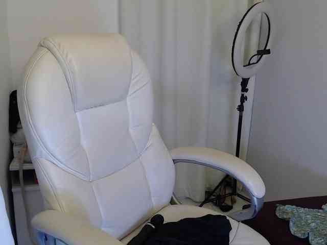 Mature2025 webcam