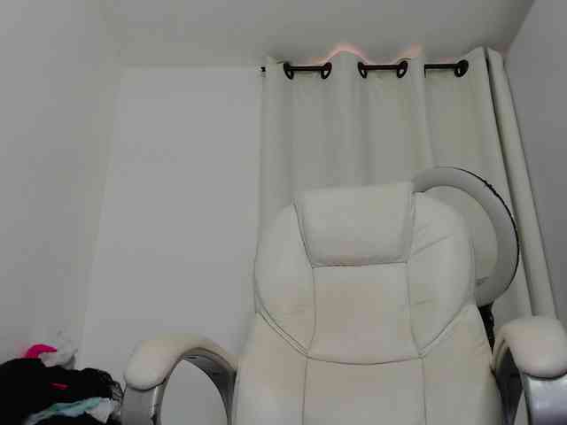 Mature2025 webcam