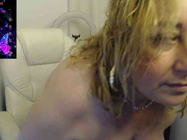 Mature2025 webcam