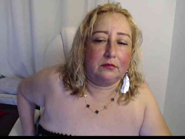 Mature2025 webcam