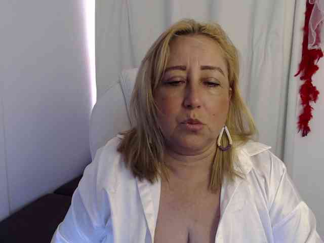 Mature2025 webcam