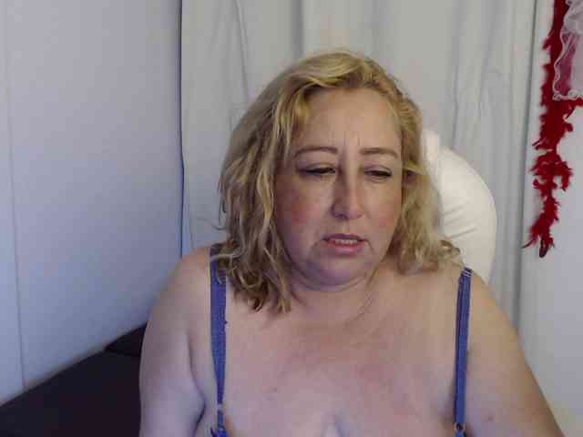 Mature2025 webcam