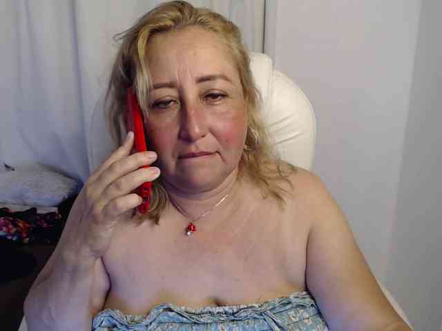 Mature2025 webcam