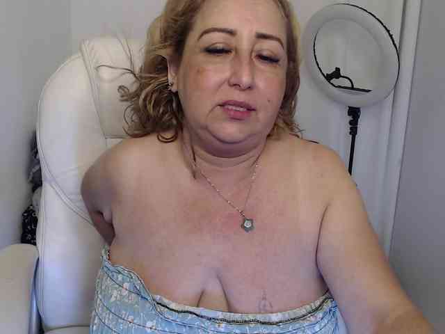 Mature2025 webcam