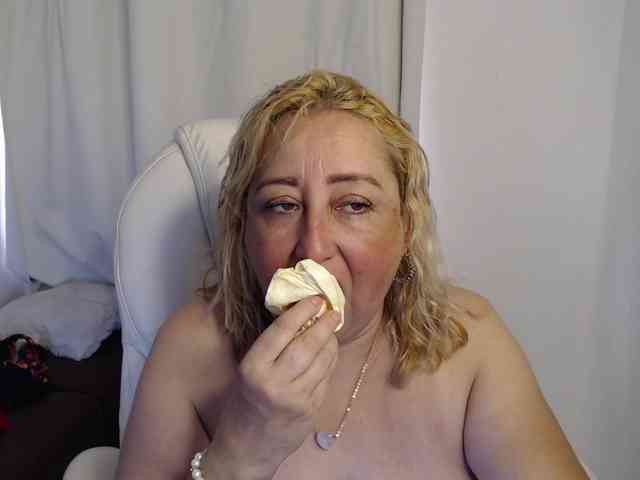 Mature2025 webcam