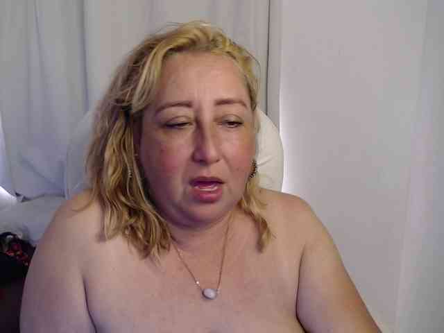 Mature2025 webcam