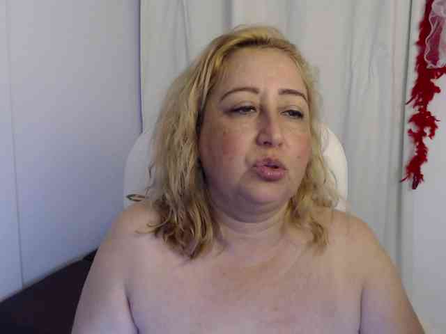 Mature2025 webcam