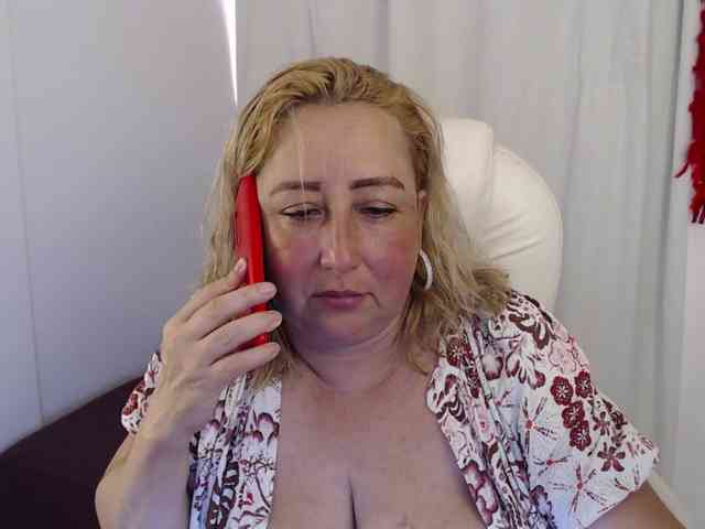 Mature2025 webcam