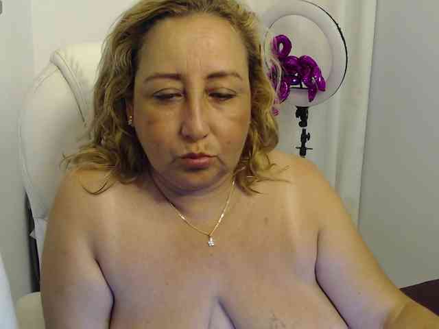 Mature2025 webcam