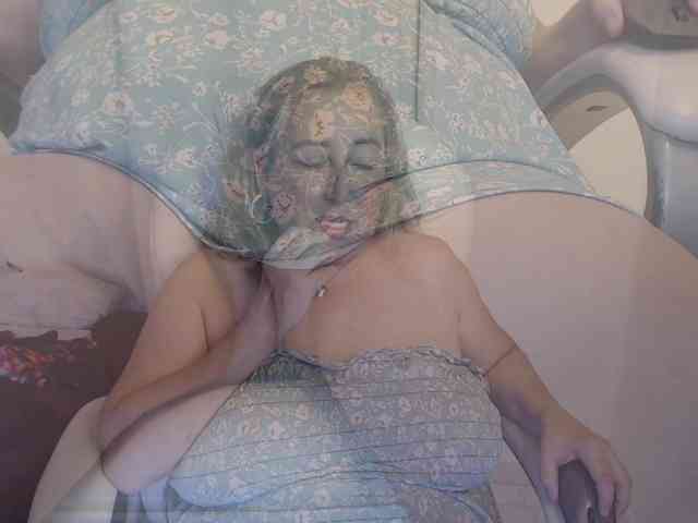 Mature2025 webcam