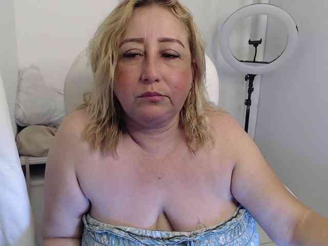 Mature2025 webcam