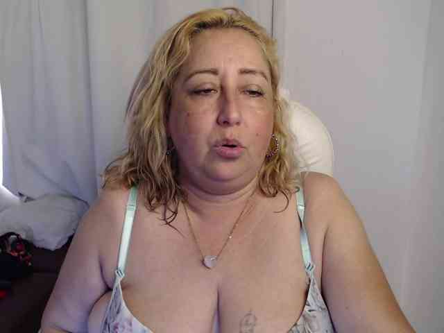 Mature2025 webcam