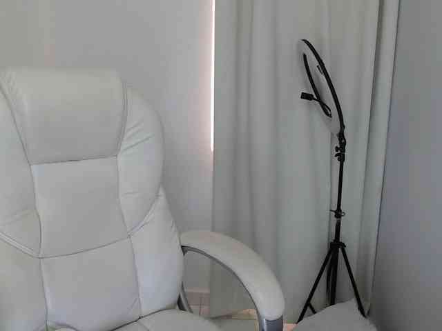 Mature2025 webcam