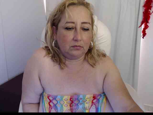 Mature2025 webcam