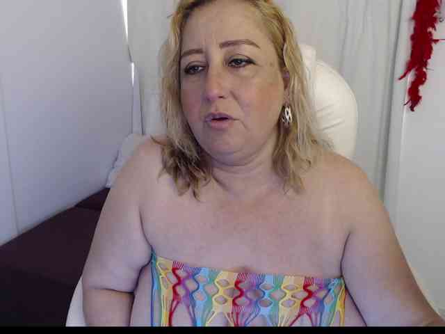 Mature2025 webcam
