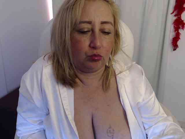 Mature2025 webcam