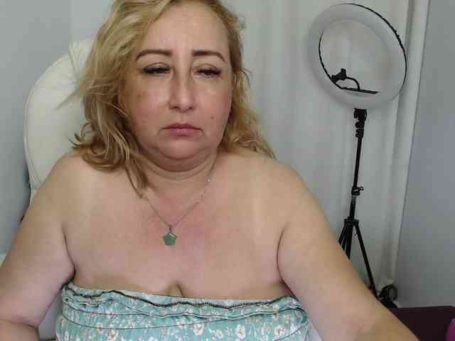 Mature2025 webcam
