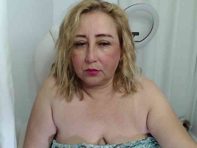 Mature2025 webcam