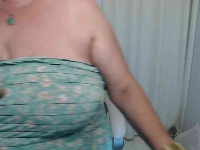 Mature2025 webcam