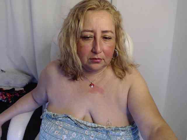 Mature2025 webcam