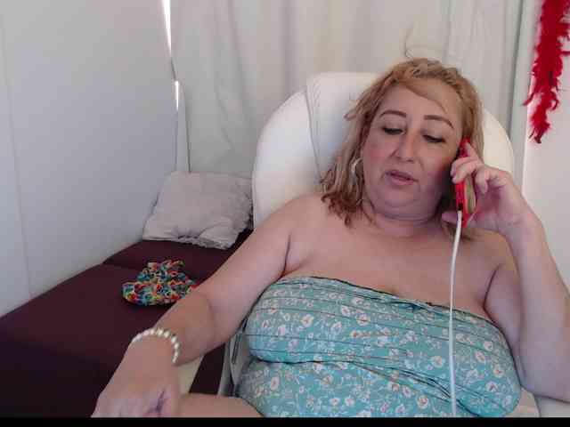 Mature2025 webcam