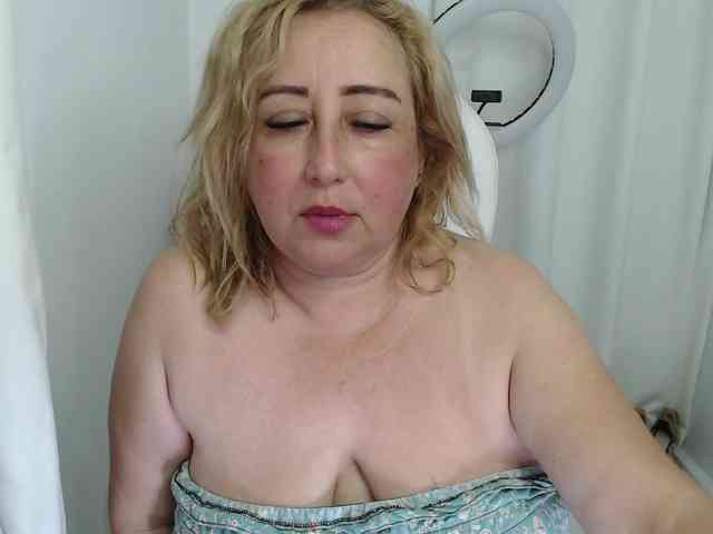 Mature2025 webcam