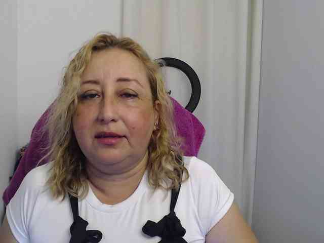 Mature2025 webcam