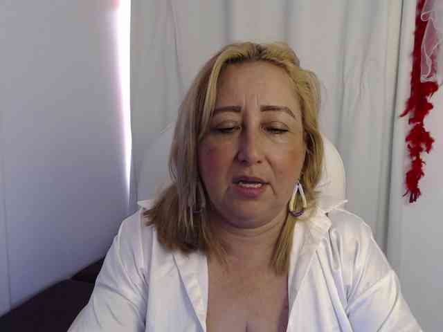Mature2025 webcam